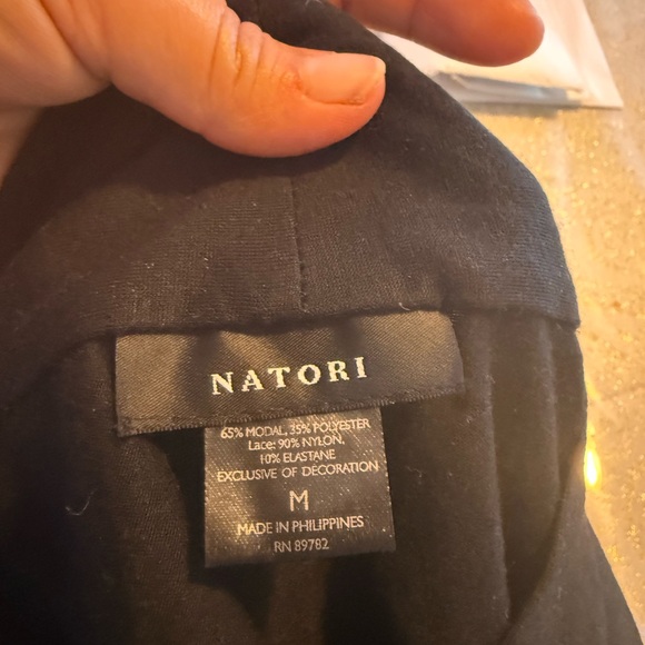 Natori Black and White Lace Trim Robe size M sku# 31 - Picture 7 of 7